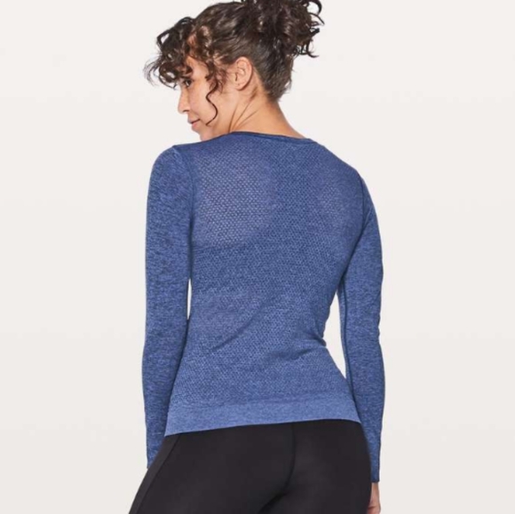 Lululemon Breeze long- sleeve layer shirt. Size 10 - Picture 2 of 7